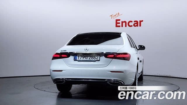 Mercedes-Benz E-Class 2020 — Şəkil 4/20