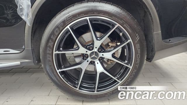 Mercedes-Benz GLC-Class 2022 — ფოტო 22/34