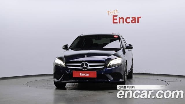 Mercedes-Benz C-Class 2019 — Şəkil 7/20