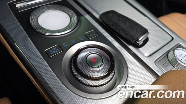 Genesis GV80 2021 — ფოტო 37/39