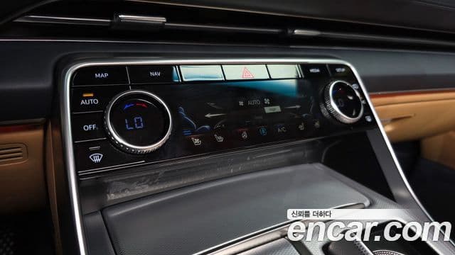 Genesis GV80 2021 — ფოტო 26/39