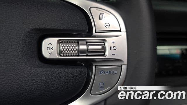 Genesis GV80 2021 — ფოტო 28/39