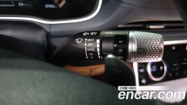 Genesis GV80 2021 — ფოტო 15/39