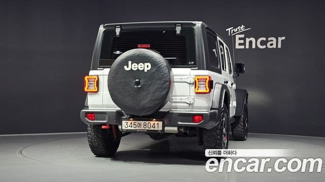 Jeep Wrangler 2020 — ფოტო 4/20