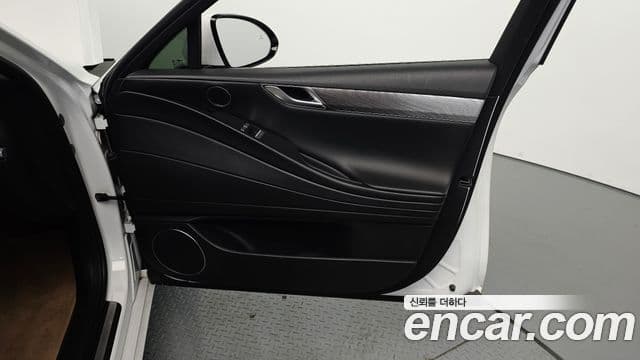 Genesis Electrified G80 2022 — ფოტო 20/20