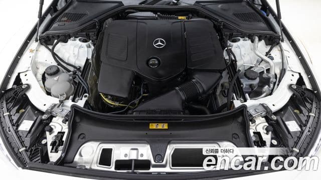 Mercedes-Benz E-Class 2026 — Фото 5/19