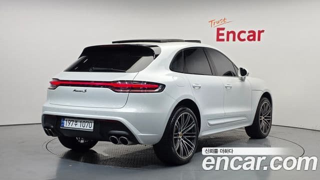 Porsche Macan 2023 — Şəkil 2/20
