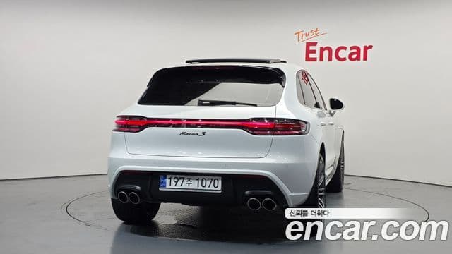 Porsche Macan 2023 — Şəkil 4/20