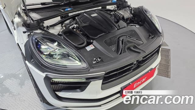 Porsche Macan 2023 — Şəkil 6/20