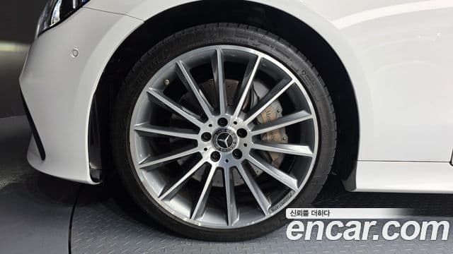 Mercedes-Benz E-Class 2021 — Şəkil 5/20
