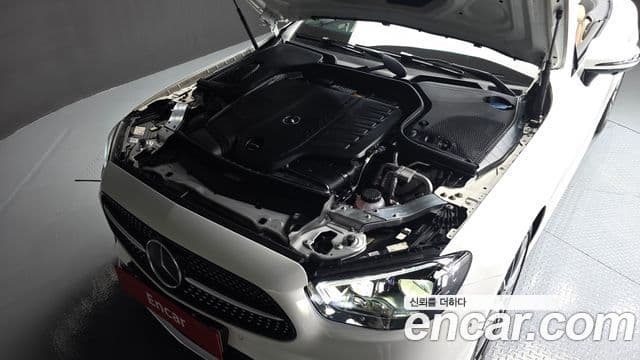 Mercedes-Benz E-Class 2021 — Şəkil 6/20