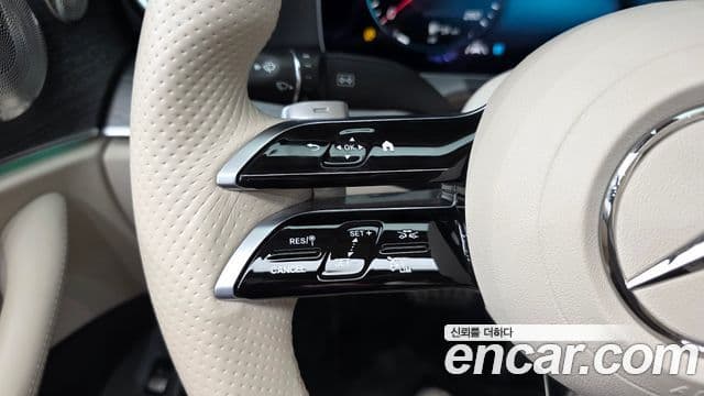 Mercedes-Benz E-Class 2021 — Şəkil 18/20