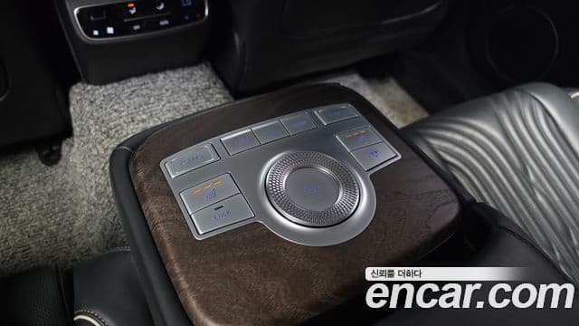 Genesis Electrified G80 2020 — ფოტო 19/20