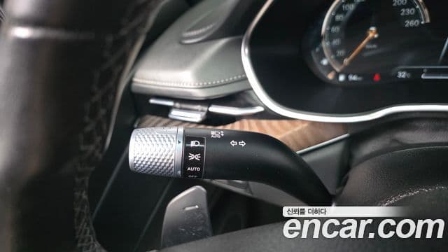 Genesis G80 2020 — Photo 25/33