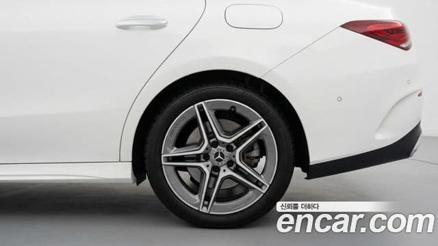 Mercedes-Benz CLA-Class 2025 — Şəkil 4/11
