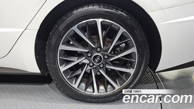 Hyundai Sonata Hybrid 2019 — ფოტო 22/30