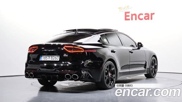 Kia Stinger 2018 — фото 2 из 20