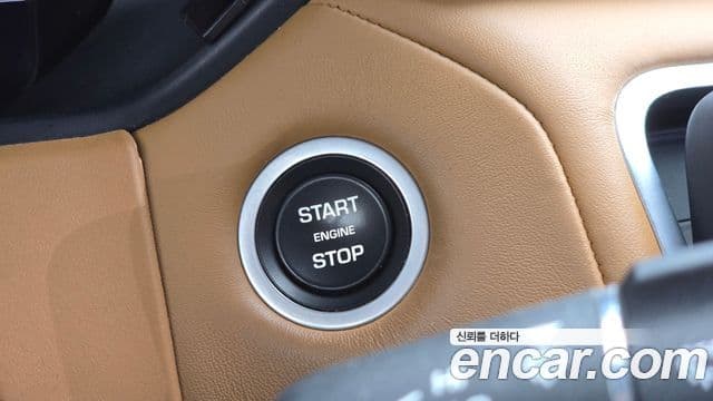 Land Rover Range Rover Velar 2020 — ფოტო 13/20