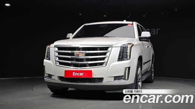 Cadillac Escalade 2018 — Şəkil 3/20
