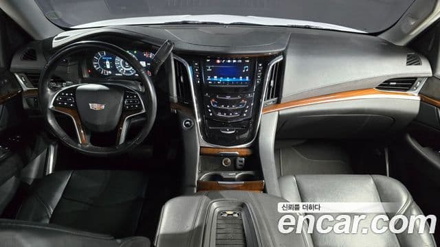 Cadillac Escalade 2018 — Şəkil 7/20