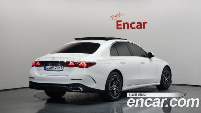 Mercedes-Benz E-Class 2025 — Фото 2/20