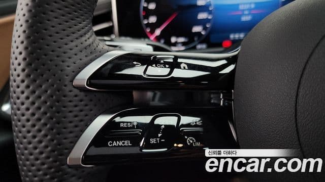 Mercedes-Benz E-Class 2025 — Фото 17/20