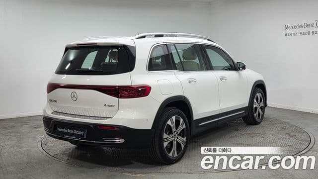 Mercedes-Benz EQB 2025 — ფოტო 13/16