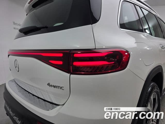 Mercedes-Benz EQB 2025 — ფოტო 12/16