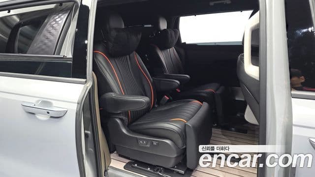 Kia Carnival 2025 — Photo 35/41