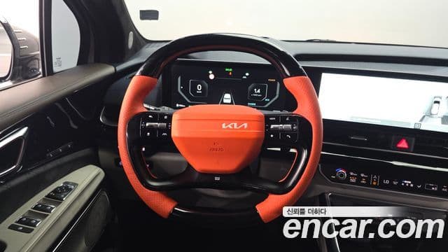 Kia Carnival 2025 — Photo 19/41