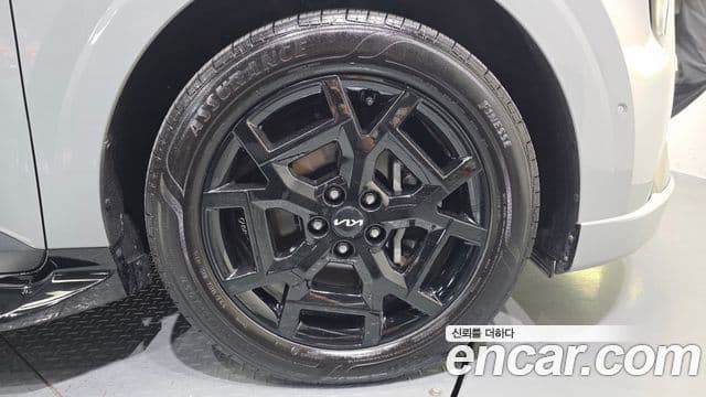Kia Carnival 2025 — Photo 34/41