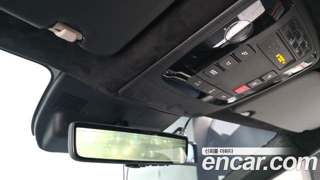 Kia Carnival 2025 — Photo 1/41