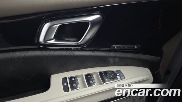 Kia Carnival 2025 — Photo 15/41