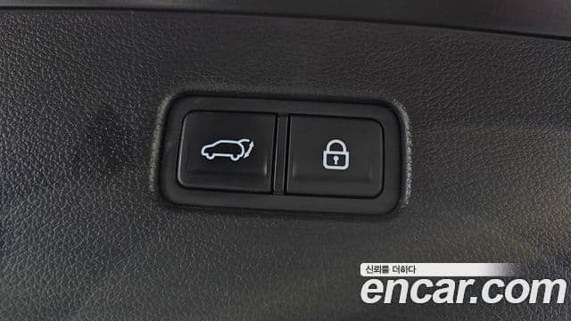 Genesis GV80 2020 — ფოტო 17/20