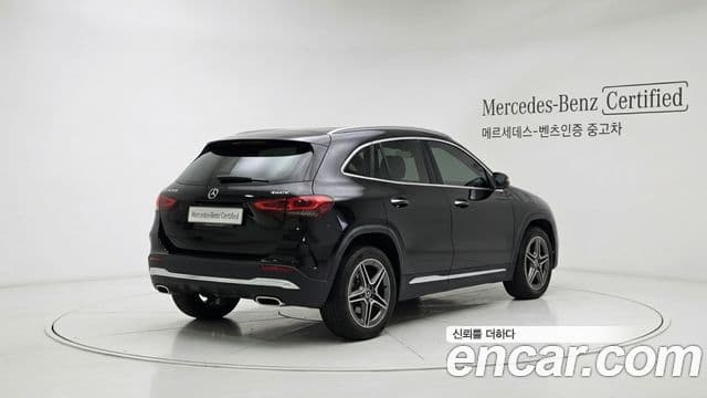 Mercedes-Benz GLA-Class 2025 — Şəkil 1/12
