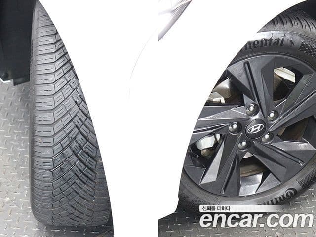 Hyundai Avante 2021 — ფოტო 19/20