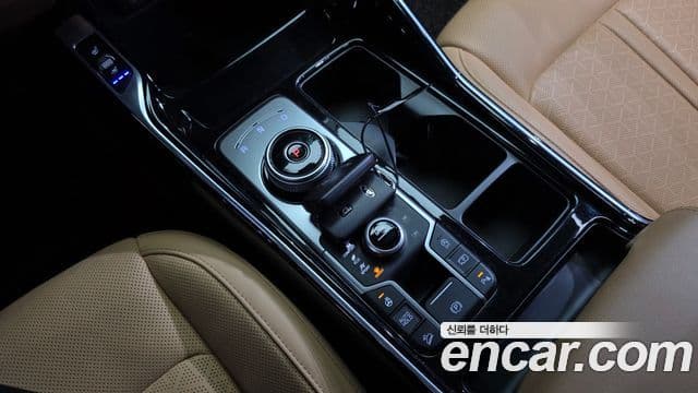 Kia Sorento 2020 — ფოტო 8/20