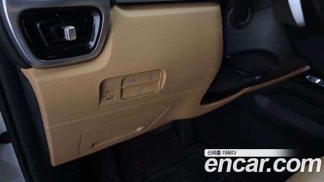 Kia Sorento 2020 — ფოტო 14/20