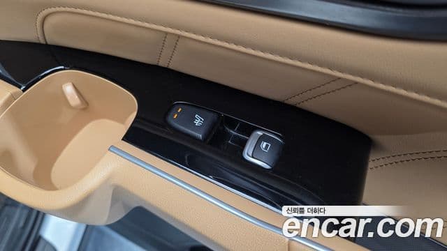 Kia Sorento 2020 — ფოტო 19/20