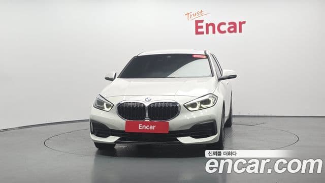 BMW 1 Series 2021 — Şəkil 3/20
