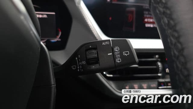 BMW 1 Series 2021 — Şəkil 17/20
