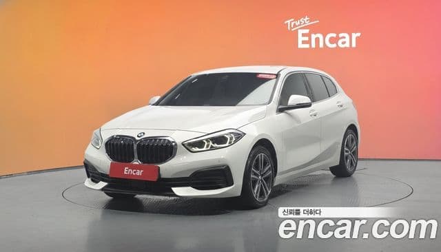 BMW 1 Series 2021 — Şəkil 1/20