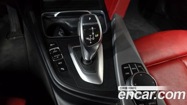 BMW 4 Series 2019 — Şəkil 9/20