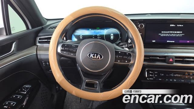 Kia K5 2021 — фото 12 из 20