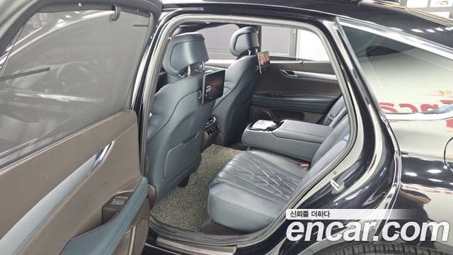 Genesis G80 2021 — Şəkil 37/40