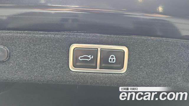 Hyundai Grandeur 2023 — Şəkil 16/20
