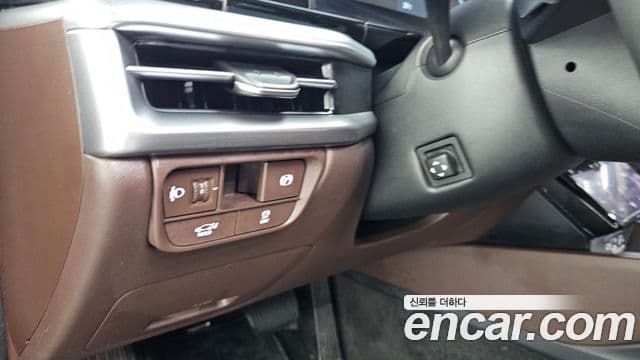 Hyundai Grandeur 2023 — ფოტო 19/20
