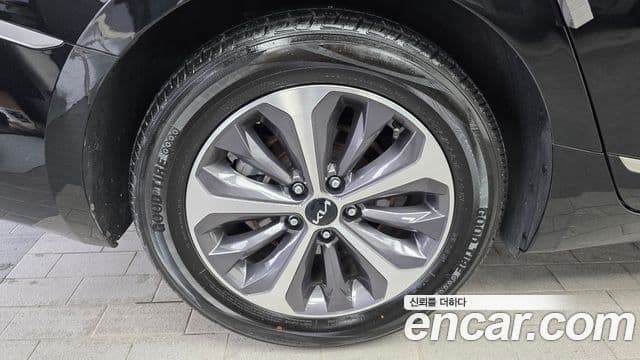 Kia K8 2022 — фото 5 из 20