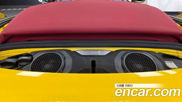 Porsche 911 2021 — Photo 6/20
