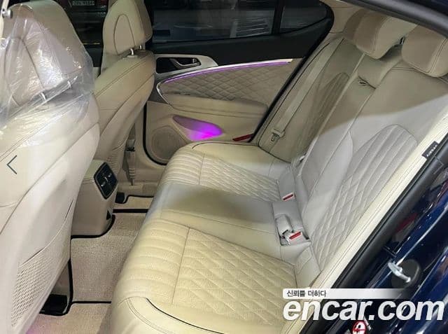 Genesis G70 2018 — ფოტო 6/20